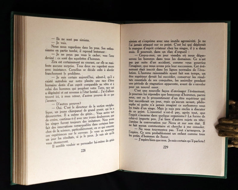 1963 Rare First Limited Edition - La Planete des Singes (The Planet of the Apes) by Pierre Boulle.