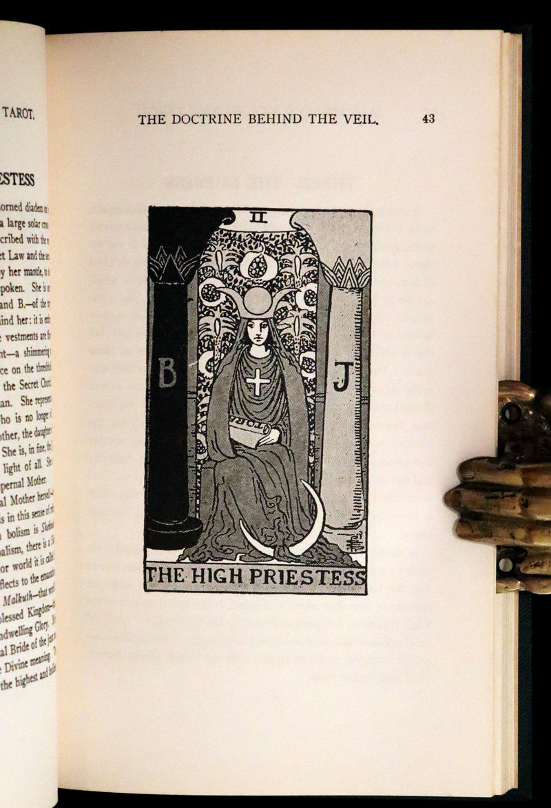 1918 Rare First Edition - The Illustrated KEY to the TAROT, The Veil of Divination by de Laurence.