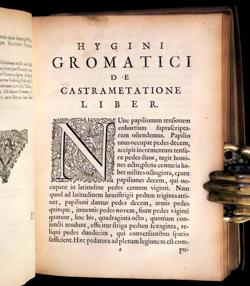 1660 Rare Latin Vellum Book - Hyginus Gromaticus & Polybius Megapolitanus. On the Formation of the Roman Military Camps.