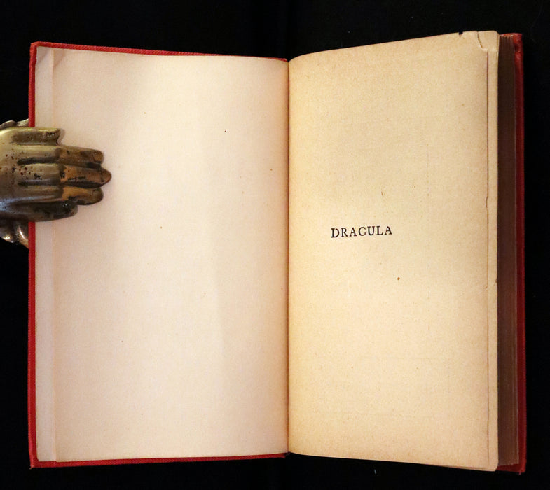 1913 Rare Edition - DRACULA by Bram Stoker, a Gothic Vampire Story.