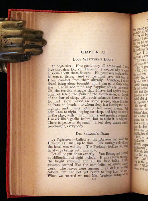 1913 Rare Edition - DRACULA by Bram Stoker, a Gothic Vampire Story.