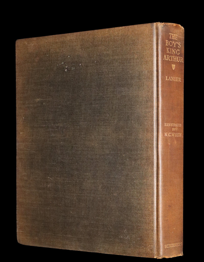 1917 Scarce First Edition - The Boy's King Arthur and His Knights of the Round Table illustrated by N. C. Wyeth.