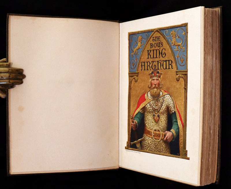 1917 Scarce First Edition - The Boy's King Arthur and His Knights of the Round Table illustrated by N. C. Wyeth.