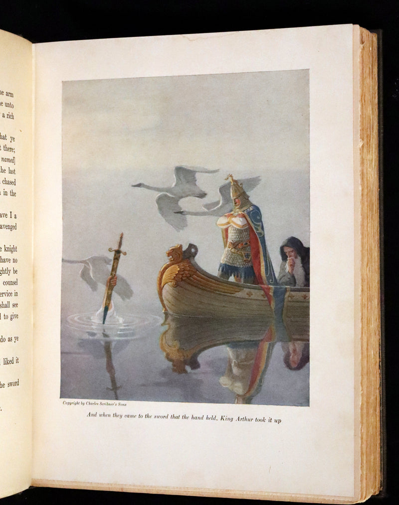 1917 Scarce First Edition - The Boy's King Arthur and His Knights of the Round Table illustrated by N. C. Wyeth.