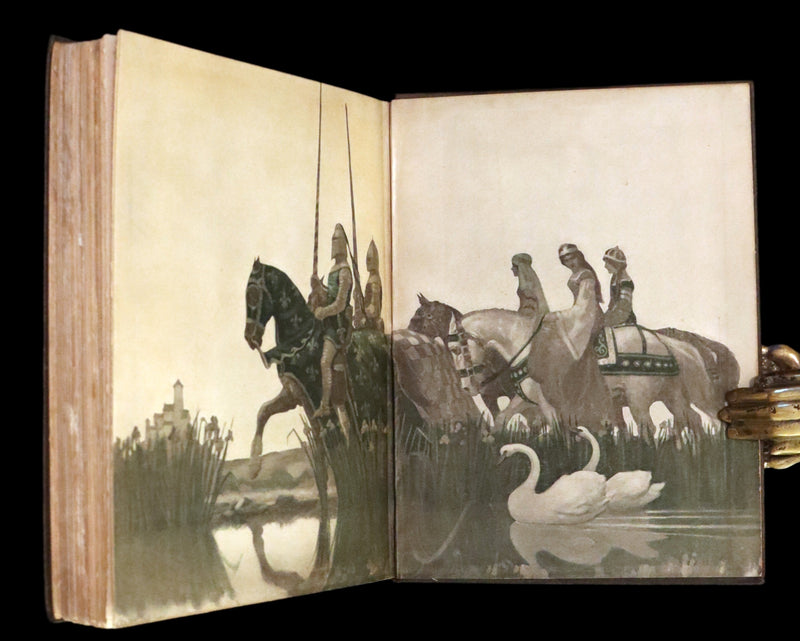 1917 Scarce First Edition - The Boy's King Arthur and His Knights of the Round Table illustrated by N. C. Wyeth.