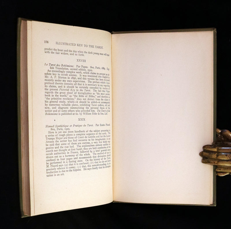 1918 Scarce Color Edition - The Illustrated KEY to the TAROT, The Veil of Divination by de Laurence.