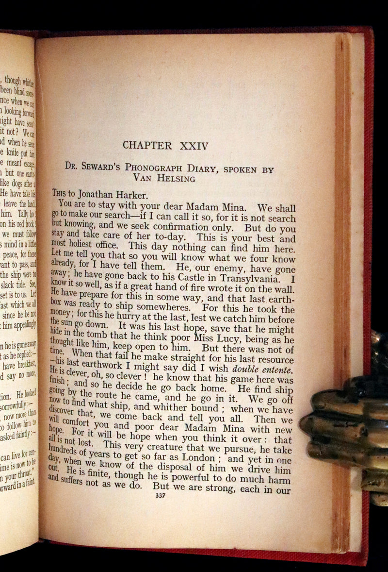 1913 Rare Edition - DRACULA by Bram Stoker, a Gothic Vampire Story.