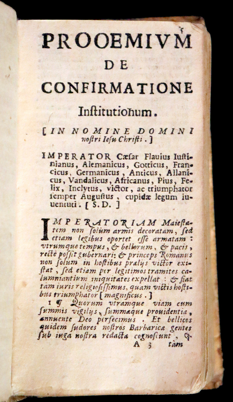 1667 Scarce Latin vellum Book - The Four Books of the Institutions of Emperor Justinian - Imperatoris justiniani institutionum libri IV.