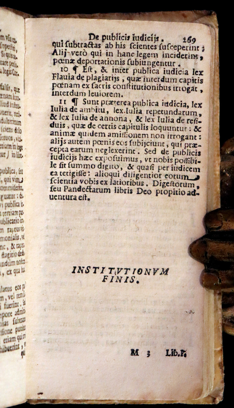 1667 Scarce Latin vellum Book - The Four Books of the Institutions of Emperor Justinian - Imperatoris justiniani institutionum libri IV.