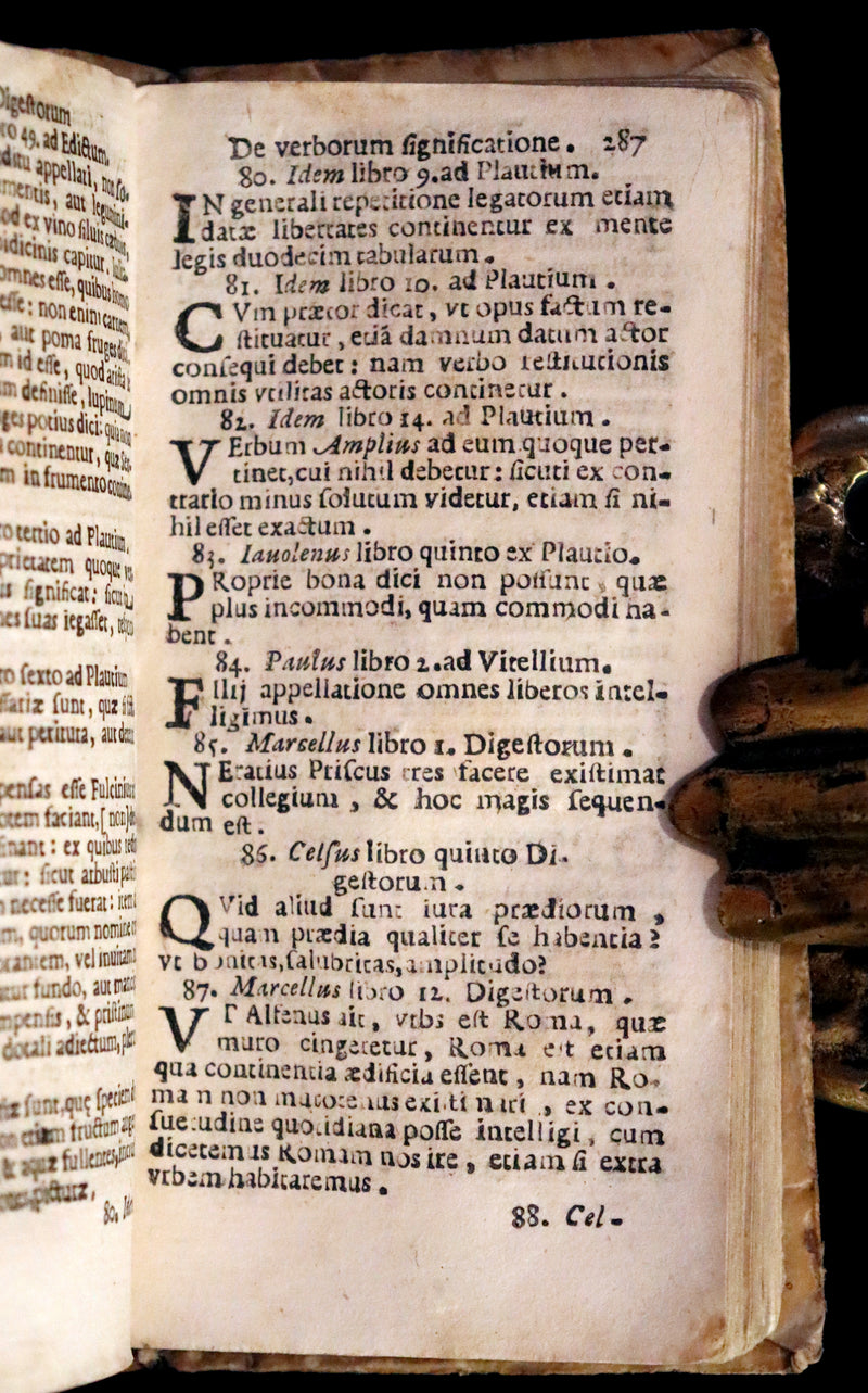 1667 Scarce Latin vellum Book - The Four Books of the Institutions of Emperor Justinian - Imperatoris justiniani institutionum libri IV.