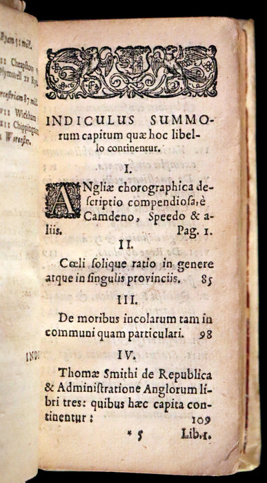 1641 Rare Latin Vellum Book - Sir Thomas Smith's De Republica Anglorum.