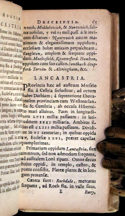 1641 Rare Latin Vellum Book - Sir Thomas Smith's De Republica Anglorum.