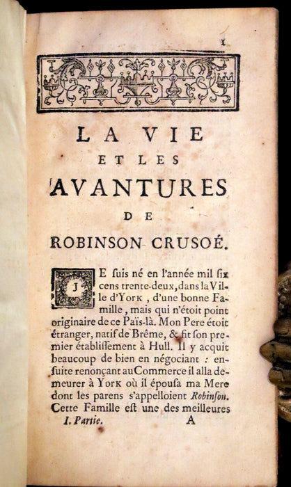 1751 Scarce French Book set - Robinson Crusoe, La vie et les avantures surprenantes de Robinson Crusoe.