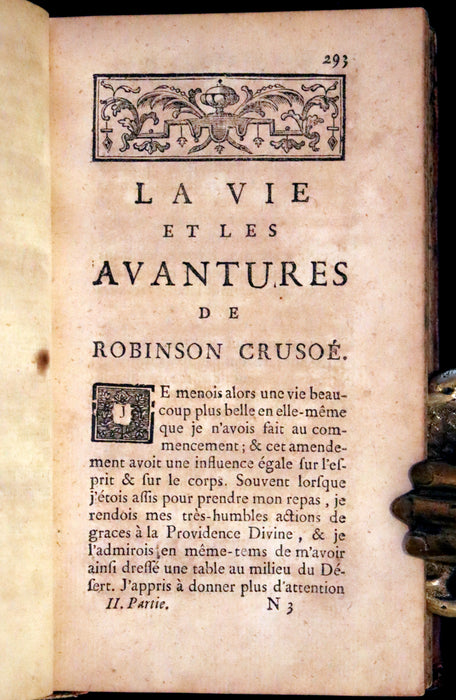 1751 Scarce French Book set - Robinson Crusoe, La vie et les avantures surprenantes de Robinson Crusoe.