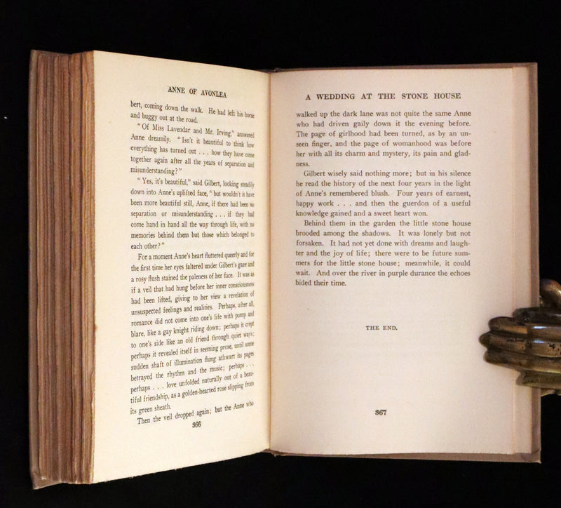 1909 Rare First Edition, Early Printing - Anne of Avonlea Lucy Maud Montgomery.