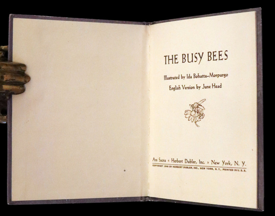 1946 Rare First US Edition - The Busy Bees illustrated by Ida Bohatta-Morpurgo.