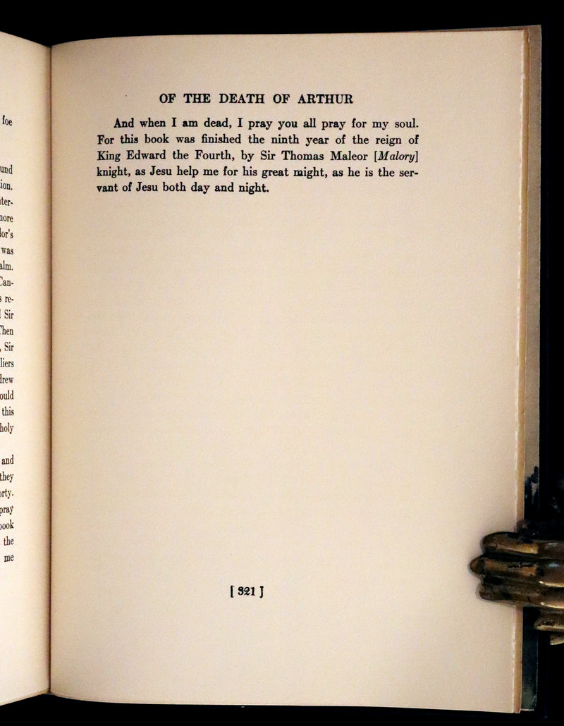 1926 Rare Book with Dust Jacket - The Boy's King Arthur and His Knights of the Round Table illustrated by N. C. Wyeth.