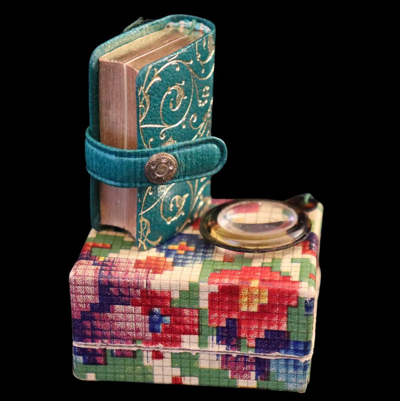 1920 Rare Miniature Arabic Book, The Koran, Quran by Steinbrener Magnifying Lens