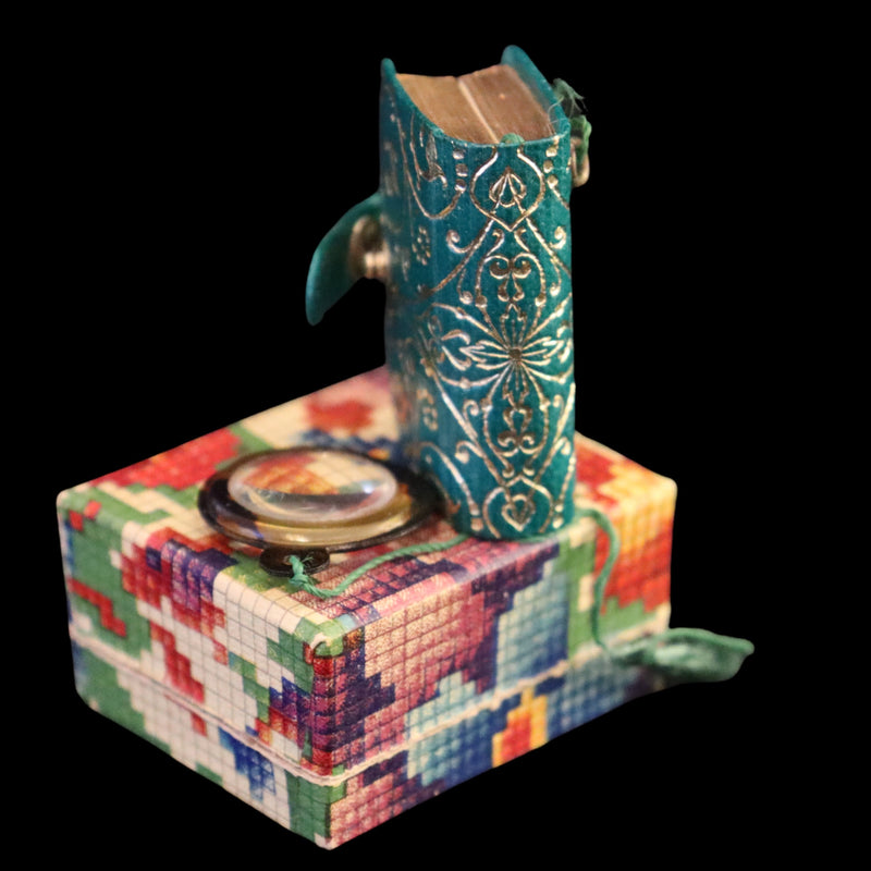 1920 Rare Miniature Arabic Book, The Koran, Quran by Steinbrener Magnifying Lens