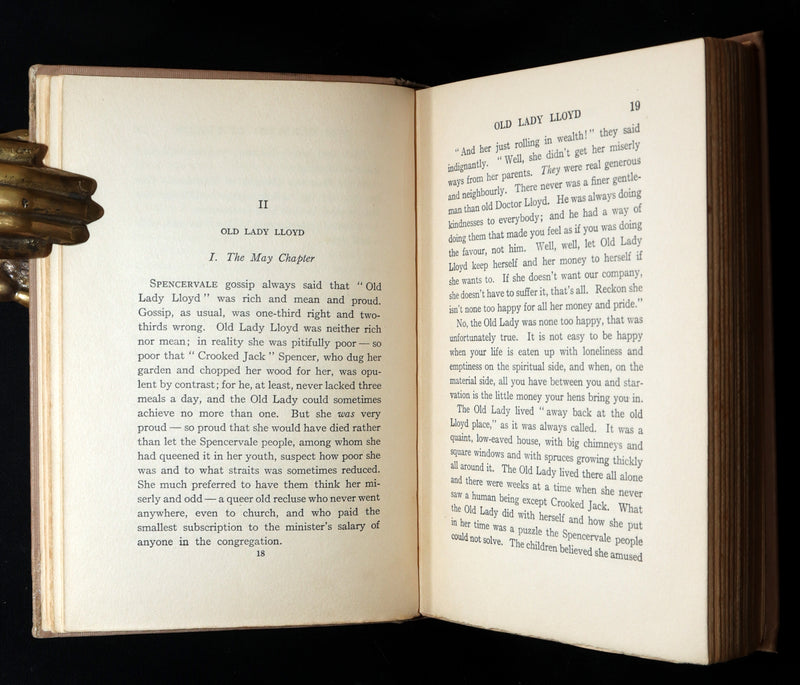 1912 First Edition - Chronicles of Avonlea by Lucy Maud Montgomery