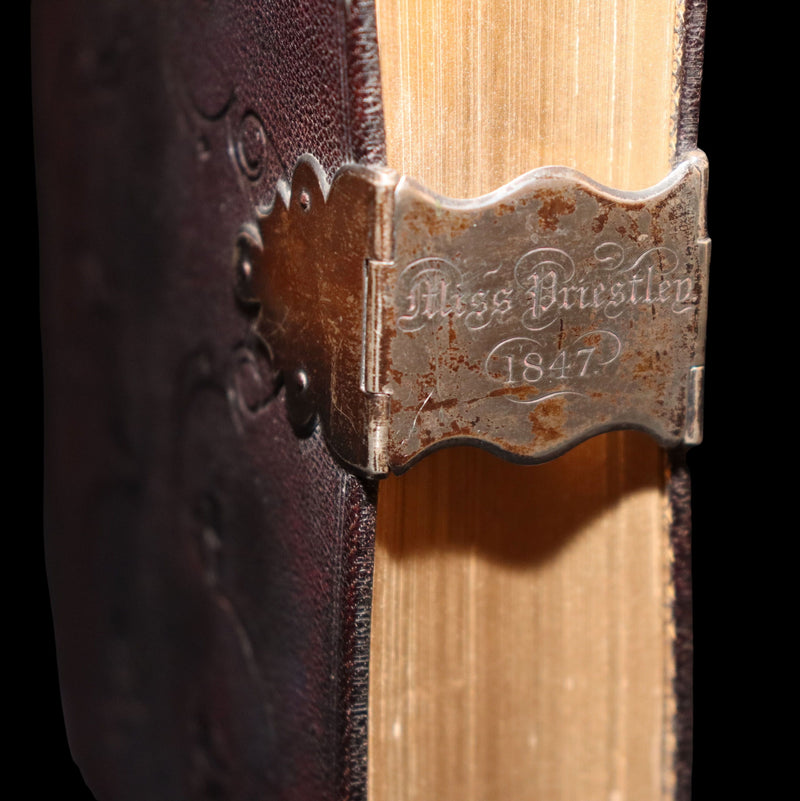 1847 Rare Bible bound by Bagster - Polyglot Bible, Old and New Testament, Clasp