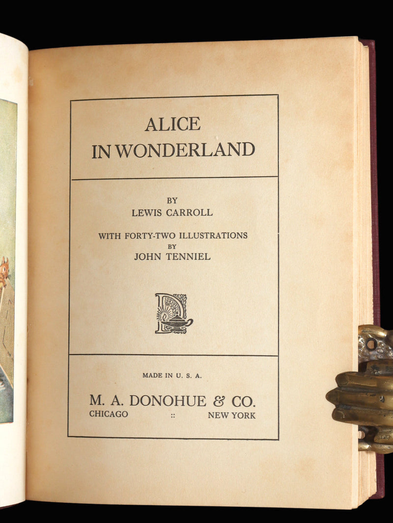 1925 Donohue Edition - Alice in Wonderland illustrated by Tenniel and Saunders