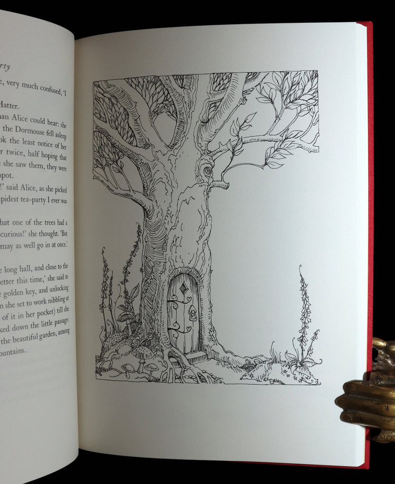 2019 Signed First Edition - Alice in Wonderland, Charles van Sandwyk Illustrator
