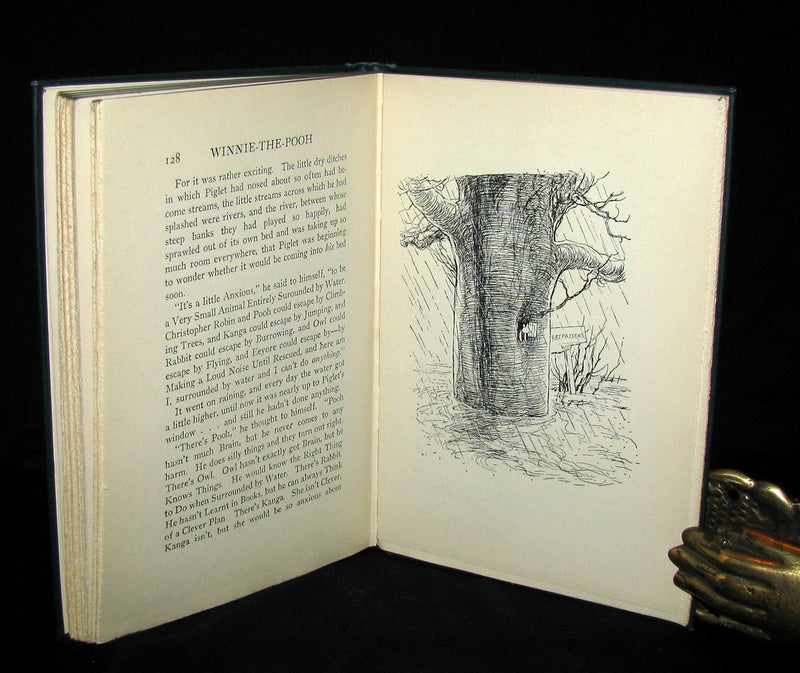 1926 First US Edition - A. A. Milne & Ernest H. Shepard - WINNIE-THE-POOH with dust jacket!