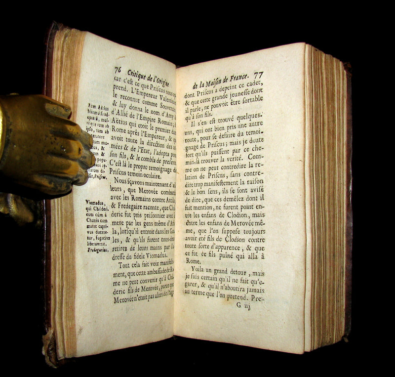 1683 Scarce French Book -La Critique De L'origine De L'auguste Maison De France. Roy Pepin & Hugues de Capet.