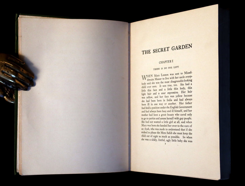 1911 Rare First Edition Book - THE SECRET GARDEN by Frances Hodgson Burnett.