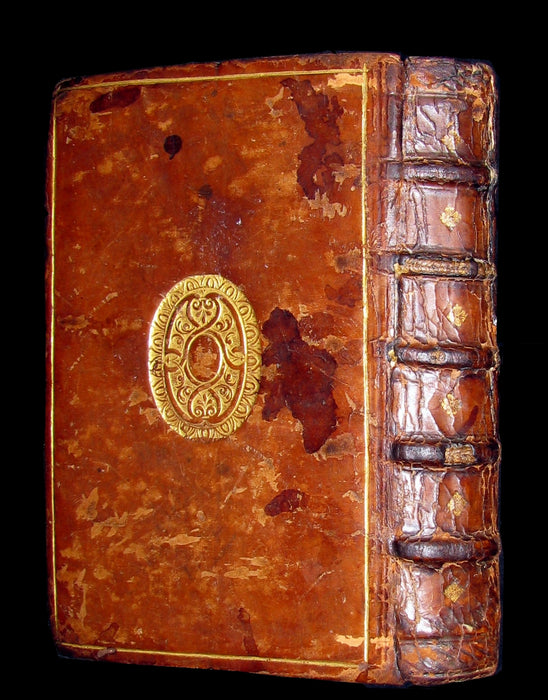 1562 Scarce Latin Book - Letters of Cicero to his friend Atticus, to Brutus and his brother Quintus.