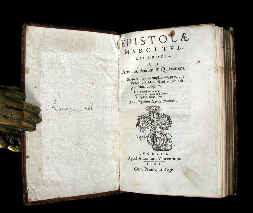 1562 Scarce Latin Book - Letters of Cicero to his friend Atticus, to Brutus and his brother Quintus.