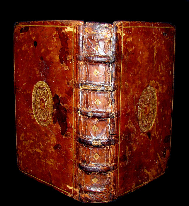 1562 Scarce Latin Book - Letters of Cicero to his friend Atticus, to Brutus and his brother Quintus.