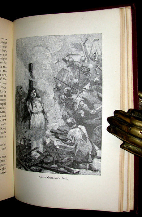 1895 Rare Book - The Boy's KING ARTHUR and of His Noble Knights of the Round Table illustrated.