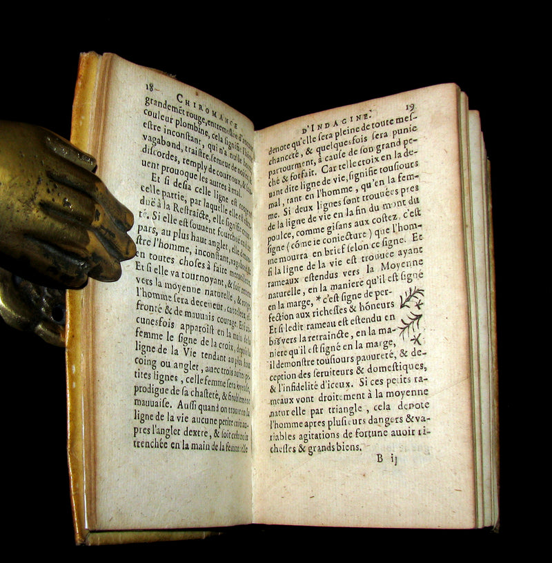 1638 Scarce French Vellum Book - Indagine's CHIROMANCY, PHYSIOGNOMY & ASTROLOGY. La Chiromance et Phisiognomie par le regard des membres de l'homme.