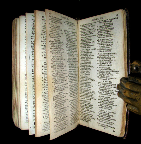 1661 Rare Latin Bible - Biblia sacra sive Testamentum by Evan Tyler King's Printer in Scotland.