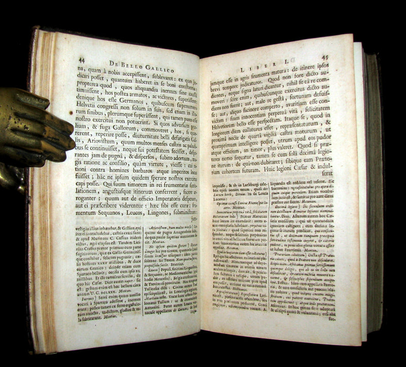 1670 Rare Latin Book - Works of Julius Caesar, The Gallic War, Civil War. Illustrated & MAP.
