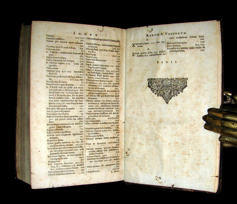 1670 Rare Latin Book - Works of Julius Caesar, The Gallic War, Civil War. Illustrated & MAP.