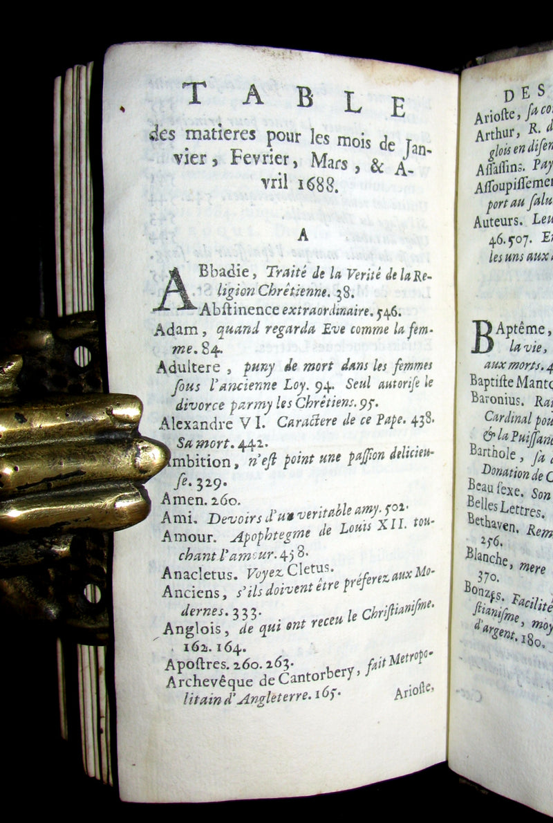 1688 Rare French Book - Scientists' Journal for year 1688 - Including graph of Terrestrial Gravity.