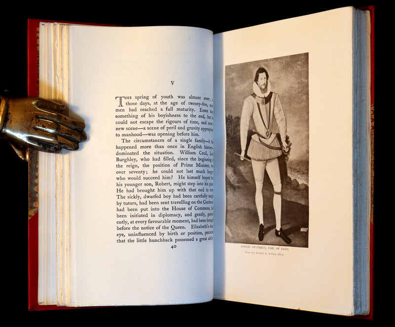1929 Rare Book - ELIZABETH I (Queen of England) And ESSEX : A Tragic History by Lytton Strachey bound by Sangorski & Sutcliffe.