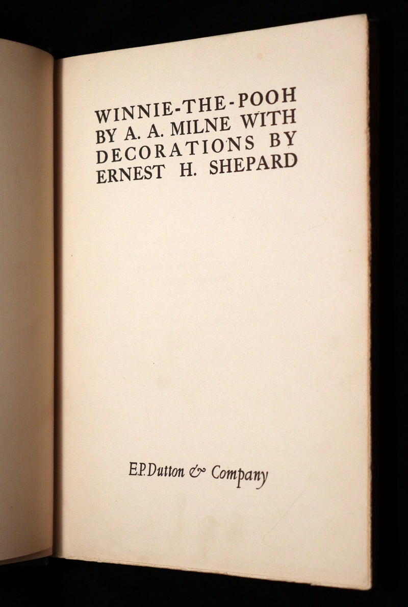1926 Nice First Edition - A. A. Milne - WINNIE-THE-POOH Illustrated by Ernest H. Shepard.