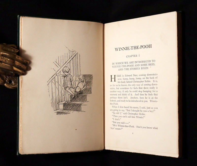 1926 Nice First Edition - A. A. Milne - WINNIE-THE-POOH Illustrated by Ernest H. Shepard.