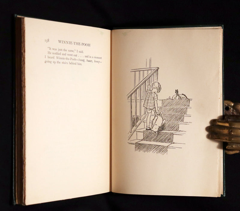 1926 Nice First Edition - A. A. Milne - WINNIE-THE-POOH Illustrated by Ernest H. Shepard.