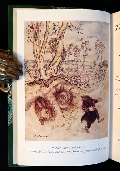 1950 Rare First Edition - The WIND IN THE WILLOWS illustrated by Arthur RACKHAM.