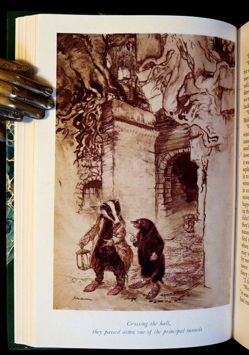 1950 Rare First Edition - The WIND IN THE WILLOWS illustrated by Arthur RACKHAM.