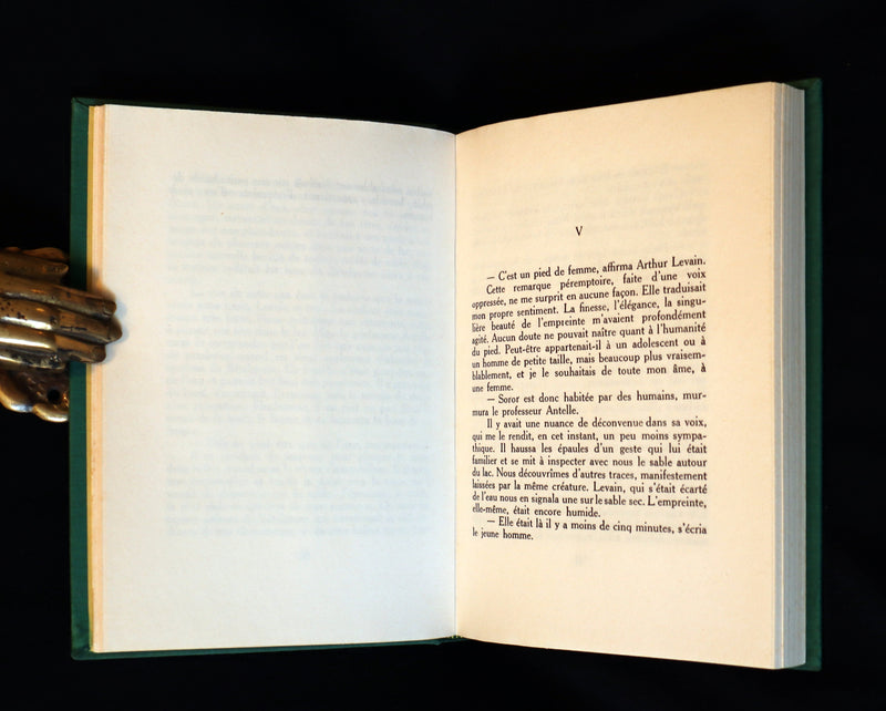 1963 Rare First Limited Edition #749 - La Planete des Singes (The Planet of the Apes) by Pierre Boulle.