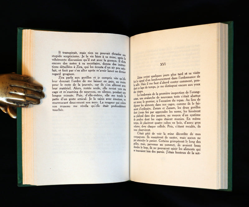 1963 Rare First Limited Edition #749 - La Planete des Singes (The Planet of the Apes) by Pierre Boulle.