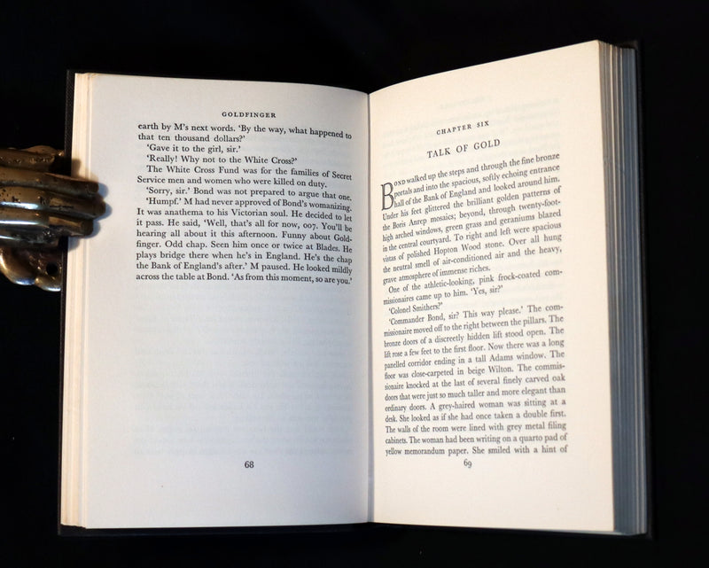 1959 First Edition - James Bond GOLDFINGER by Ian Fleming.