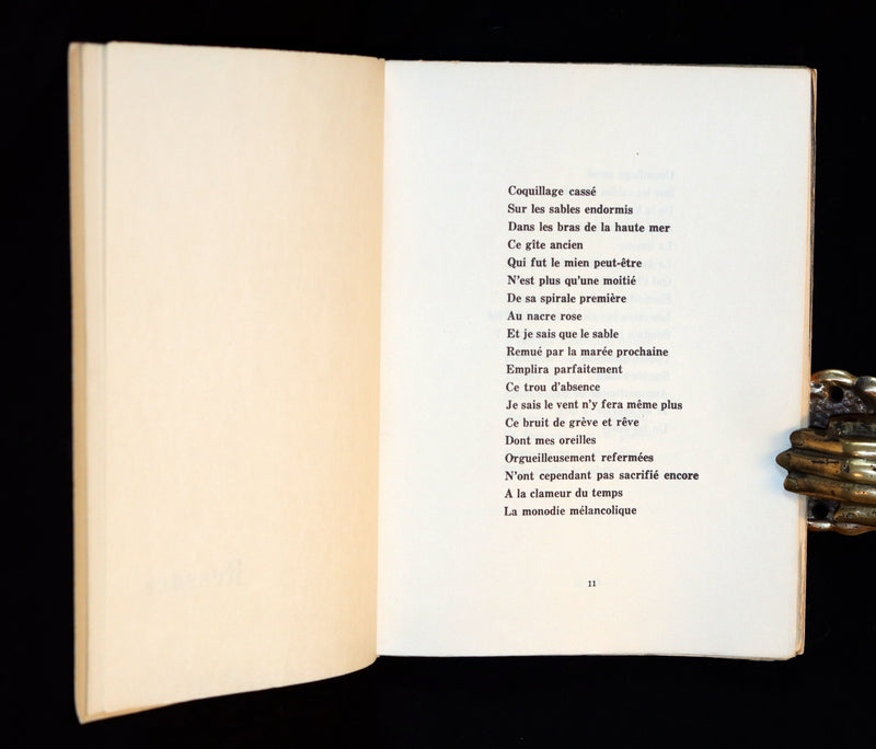 1961 Rare 2nd Edition French Book - Signed by Gilles Vigneault - ETRAVES.