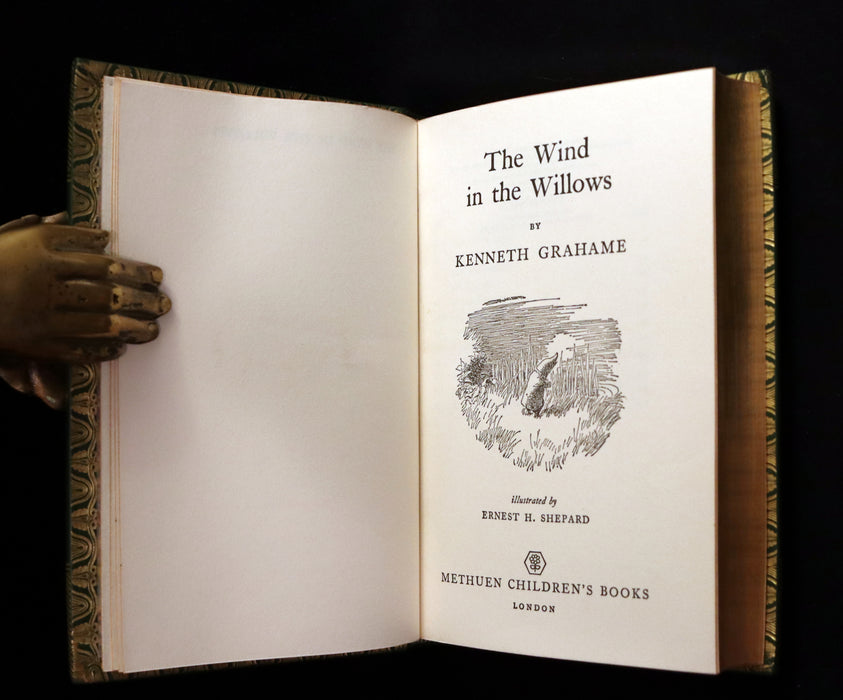 1978 Beautifully Illustrated by Shepard & bound by Bayntun - THE WIND IN THE WILLOWS by Kenneth Grahame.